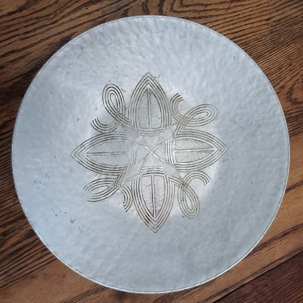 Vintage Canterbury Arts Wrought Hammered Aluminum Serving Bowl